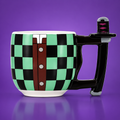 Demon Slayer – Tanjiro Kamado 3D Tasse mit Schwertgriff – 460 ml